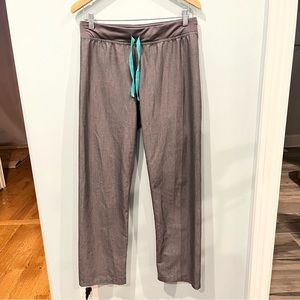 Figs Technical Collection Scrubs Pants Sz S Gray.